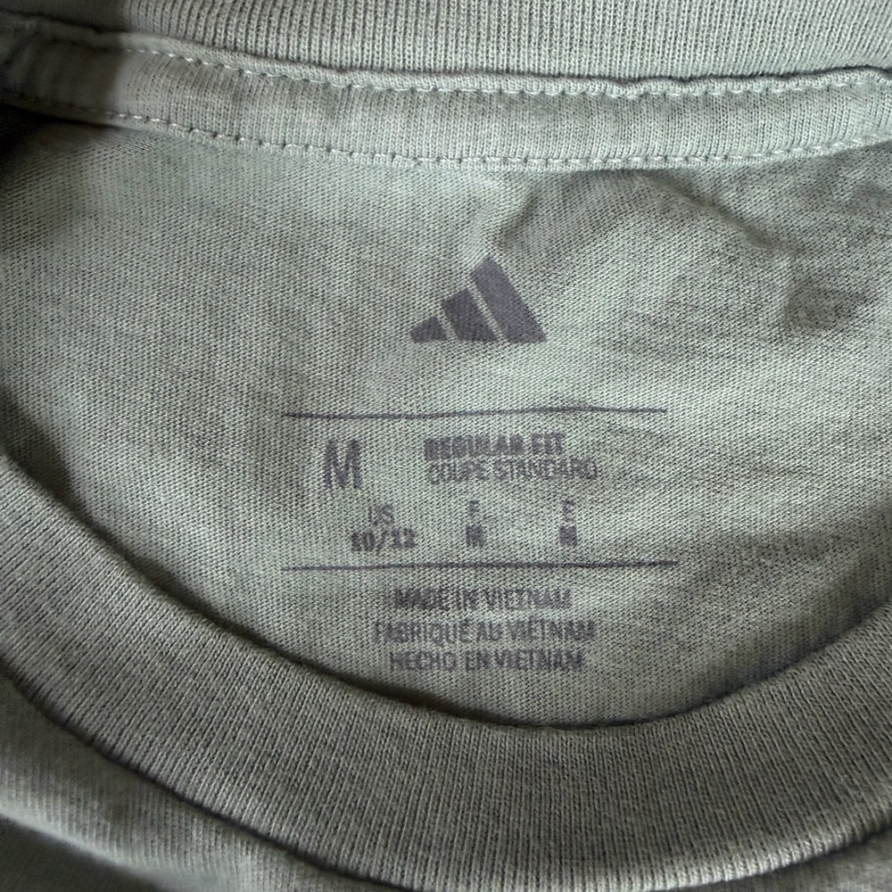 Adidas Short Sleeve T Shirt Bundle Logo Tees White Sage Green Cream Sz M 10 12 - Picture 5 of 7